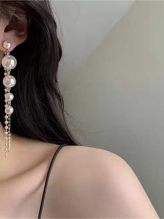 Jewelry - Elegant Pearl Drop Dangle Earrings - White Pearls